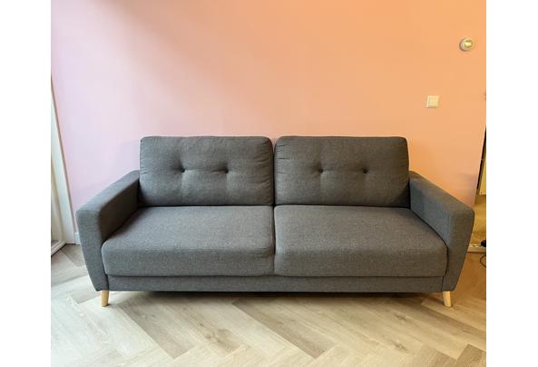 Grijze 3- zits bank  - IMG_0705