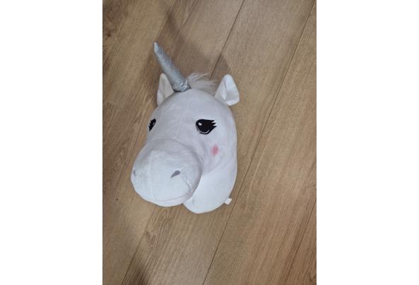 eenhoornhoofd en spookkussen - unicorn