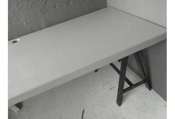 Groot bureau / werkbank - $_85-(2)