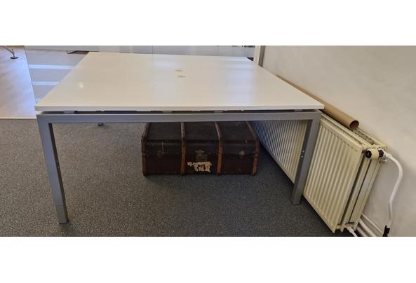 Bureau 160 x 160 x 77 cm - 20241216_145419