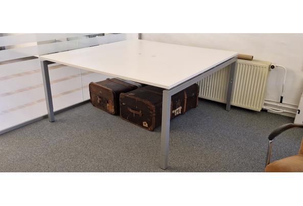 Bureau 160 x 160 x 77 cm - 20241216_145441