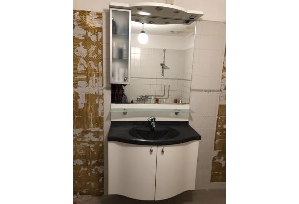  Badkamermeubel compleet met wasbak, kraan, spiegel, verlichting. - 3999E324-8F09-4738-ADFD-F8892FC854E4.jpeg