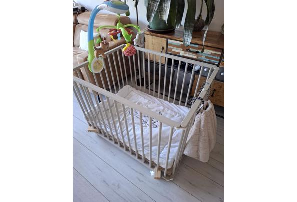 baby box met kleed en speelgoedtas - boks