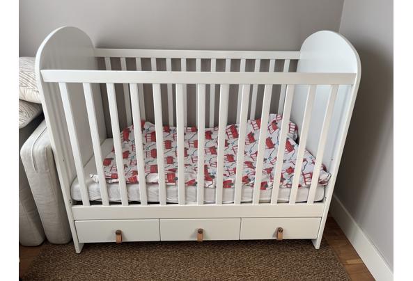 Babybed IKEA met lades - IMG_0297