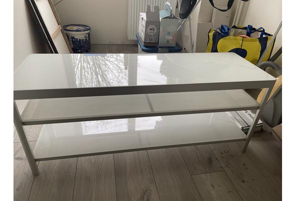 Tv meubel (aluminium/wit getemperd glas) - IMG_1097