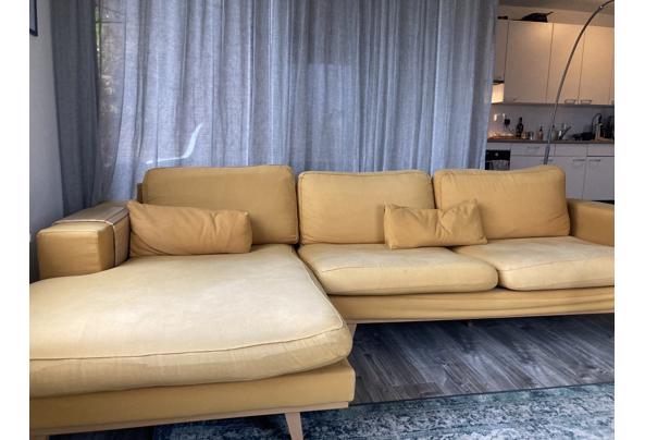 Gratis ophalen: Okergele hoekbank - IMG_6130