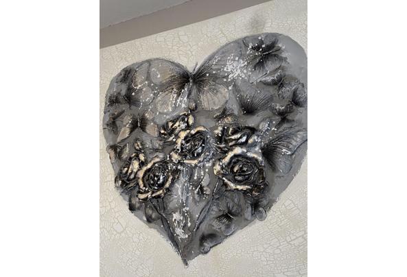 Schilderij L. Paramount – Zilver hart (3D) – 120x120 - IMG_4391.jpeg