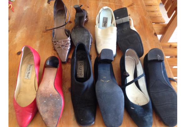 5 paar schoenen, 1 paar laarsjes en 1 paar sandalen - 5-paar-schoenen.JPG