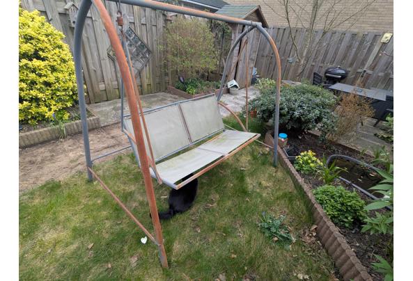Schommelbank 2m like verf nodig - PXL_20260405_113120577