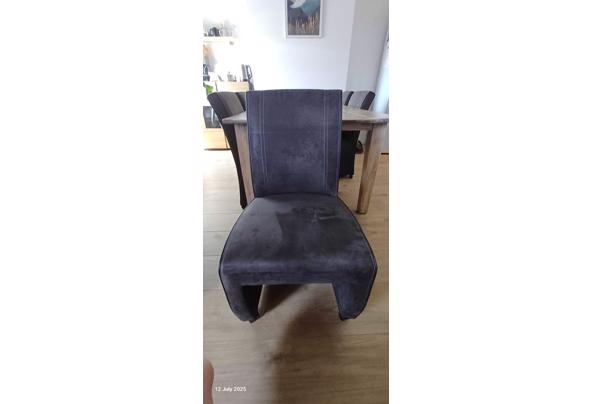 Tafel en eetkamerstoelen - IMG-20250810-WA0007