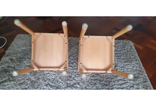 2 originele schilte schoolstoelen 46cm hoog - 20260625_115029 2 originele schilte schoolstoelen 46cm hoog - 20260625_115029