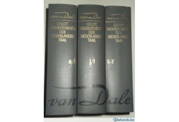 Groot Woordenboek Van Dale - Van-Dale-Groot-woordenboek