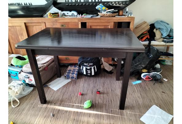 EETTAFEL MET UITSCHUIFBARE VERLENGSTUKKEN in Amsterdam - Huis en