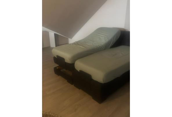 Bed elektrisch verstelbaar met 2 nachtkastjes - Afbeelding-van-WhatsApp-op-2025-07-29-om-11-39-47_15a064af