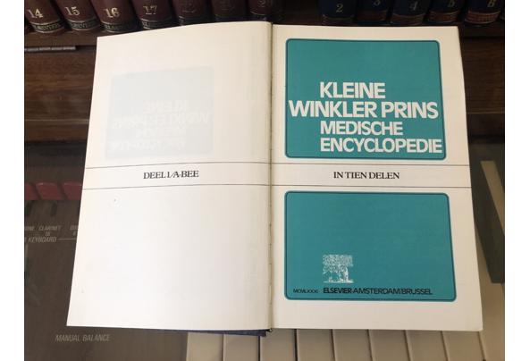 Kleine Winkler Prins inclusief medische encyclopedie - thumbnail_IMG_4652