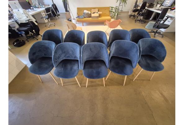 10 Stoelen in goede staat - 20260424_134126