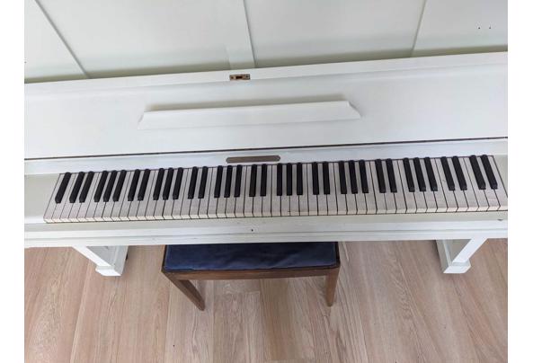 (oude) Piano  - WhatsApp-Image-2024-03-29-at-17-19-17-(2)
