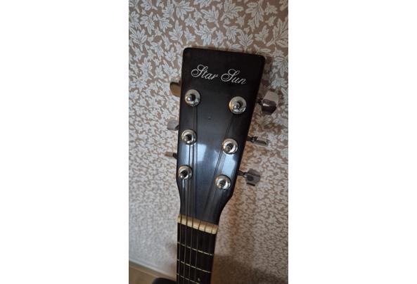 Gitaar om te oefenen  - 17696122209836847439733763924509