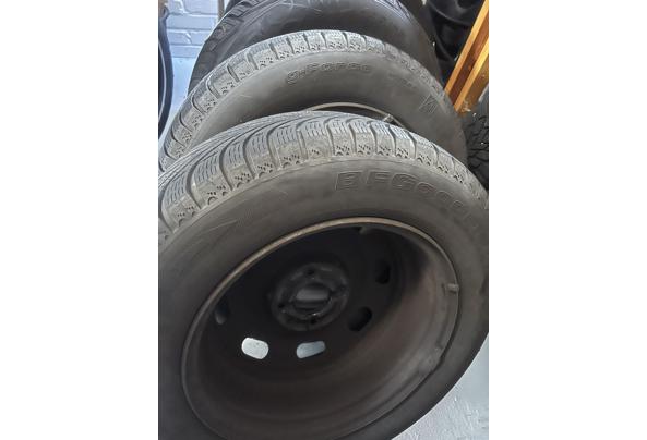 Winterbanden met velgen - IMG_2790