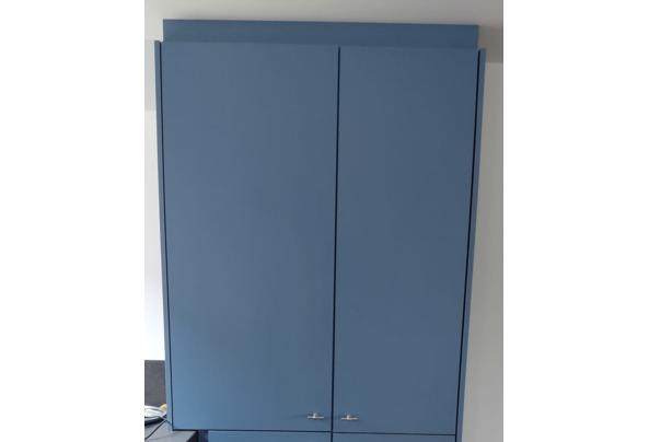 Blauwe kast met deurtjes - IMG-20260719-WA0003(1)