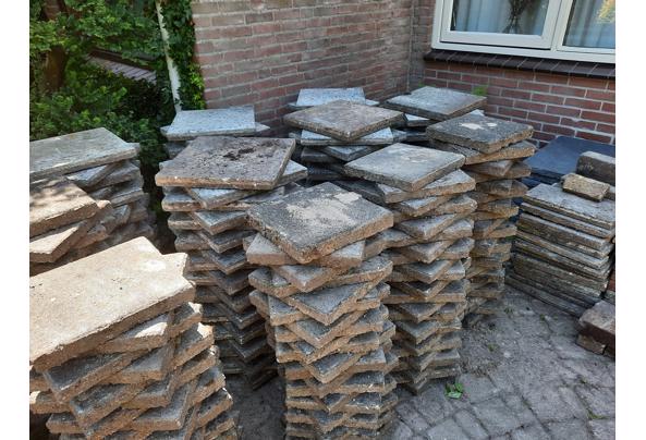 Grindtegels en stoeptegels - F097451D-3446-4AF8-9CDE-323531BE7599