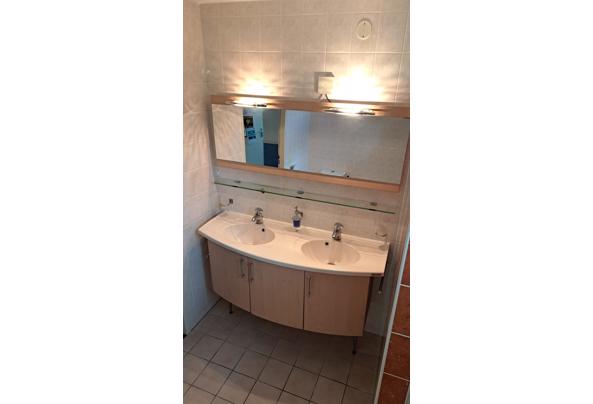 Dubbele wastafel met spiegel 140 cm breed - 20260727_145325