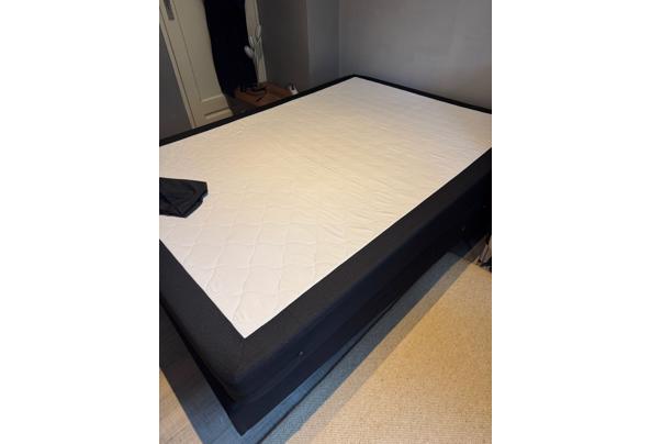 Boxspring  - 527e2476-5c20-4a1a-b00d-b3b9af2635be
