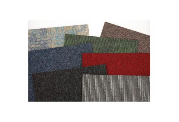 tapijttegels 50x50 (100 stuks) - Afbeelding-van-WhatsApp-op-2025-05-19-om-20-29-21_7aba544c