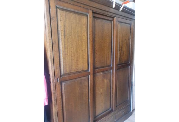 Massief houten kledingkast - kast-1
