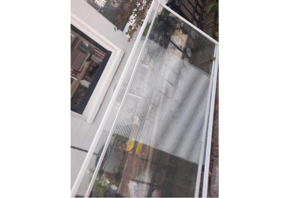 2 wanden gehard glas van douchecabine - Scherm­afbeelding-2023-10-15-om-20-38-42