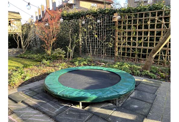 Trampoline rond // 200 cm // in goede staat - 575CDCA5-98AB-4A46-B173-376FFD0E0668