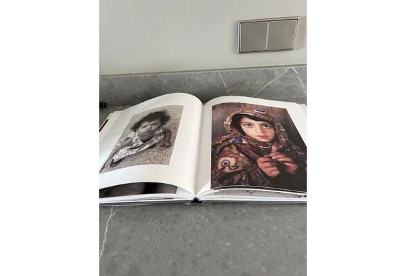 Vele boeken in goede staat om ruimte te maken in mijn boekenkast - IMG_4013