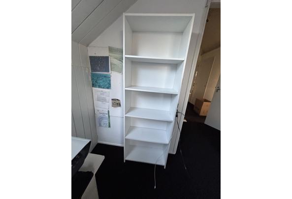 Witte boekenkast - IMG_4614