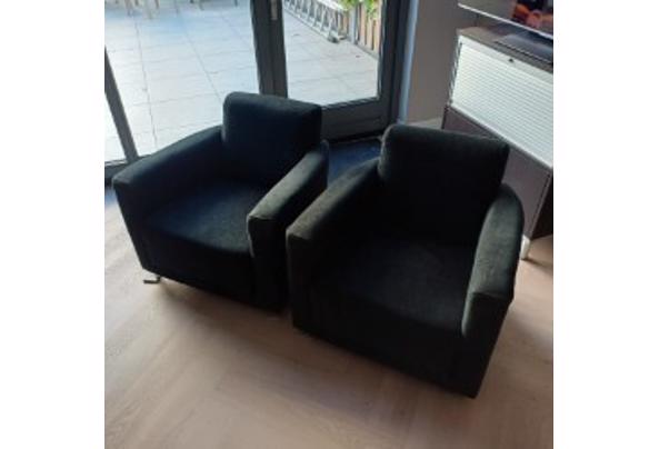 Mooie bank inclusief 2 stoelen - 85dcb589-d667-4eee-9297-4e5d8f444827 Mooie bank inclusief 2 stoelen - 85dcb589-d667-4eee-9297-4e5d8f444827