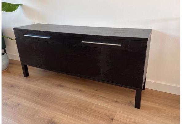 Zwart dressoir met lades en deuren  - IMG_1195
