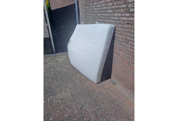 Matras met gekramde posketvering - Matras