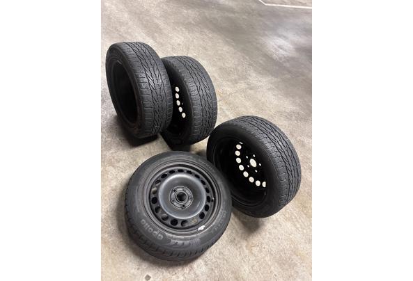 winterbanden (4) op stalen velg - 57147830-262E-4F71-B1BD-F54C67D6483C