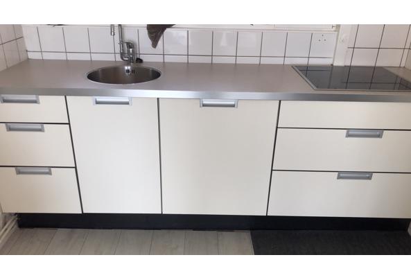 VANDAAG OPHALEN! Bruynzeel keuken met 2dlge inbouwapparatuur - 5B92666C-2167-416C-B1EA-BADDB0D5EF25_637540425903076553