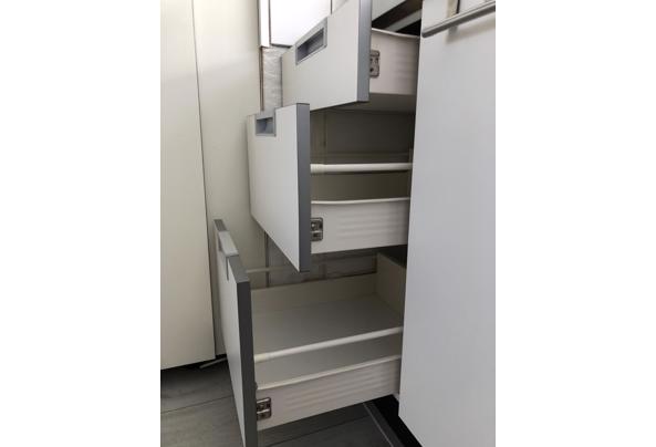 VANDAAG OPHALEN! Bruynzeel keuken met 2dlge inbouwapparatuur - 9EB2303B-47EB-4FC9-903C-CD3E293851ED_637540425961771121