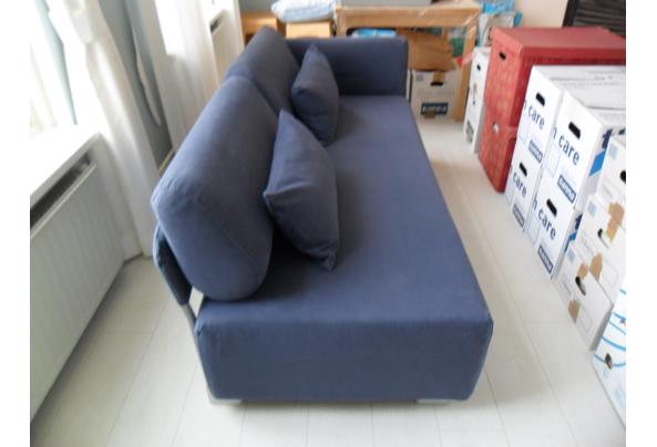 blauwe 2-zitsbank met 1 armleuning Ikea - SAM_0328_Mysinge_1