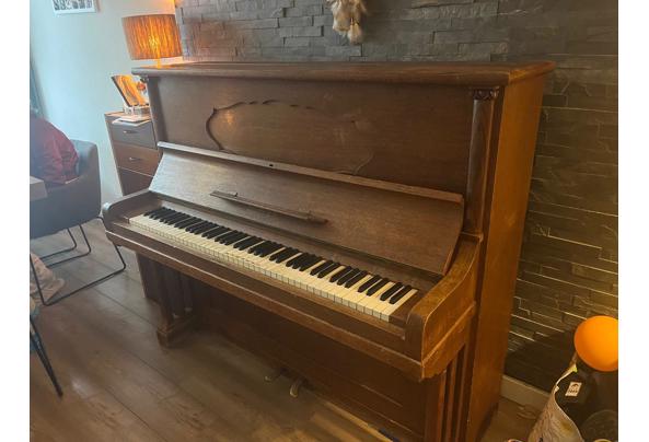 Hupfer piano uit 1926.  - WhatsApp-Image-2025-11-03-at-10-10-04-(7)