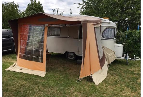 Gedoneerde caravan uit 1967 - 0d431580b741e76e00aa054d671b7e923d48c902_edit_3105398176058427_639284046145779527 Gedoneerde caravan uit 1967 - 0d431580b741e76e00aa054d671b7e923d48c902_edit_3105398176058427_639284046145779527