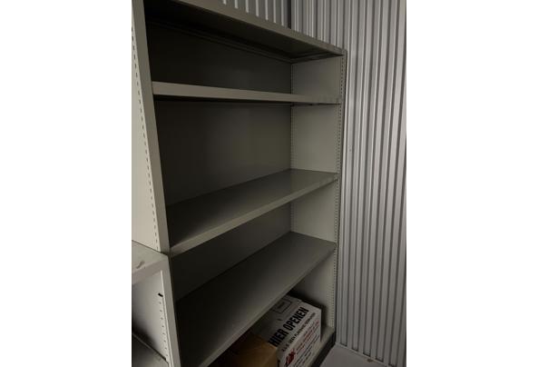 Stellingkasten; twee stalen en een houten kast - IMG_4303