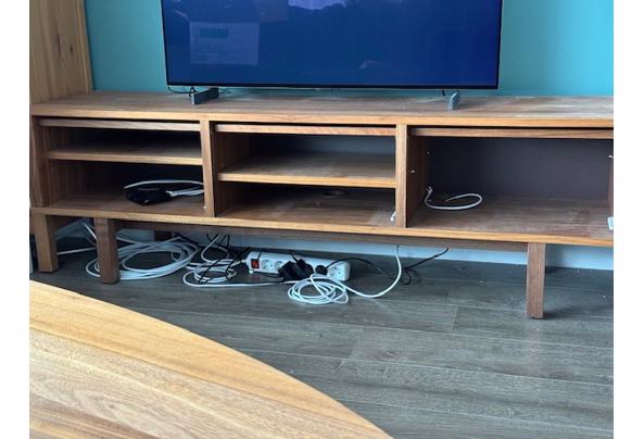 TV-meubel (Ikea, Stockholm) - IMG_1959