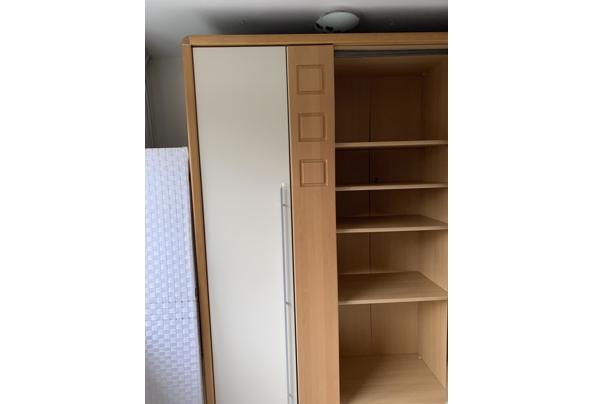 3-deurs garderobekast met spiegel-vouwdeur - AFE6F2A0-9976-4077-931B-EBF186D6C6B9