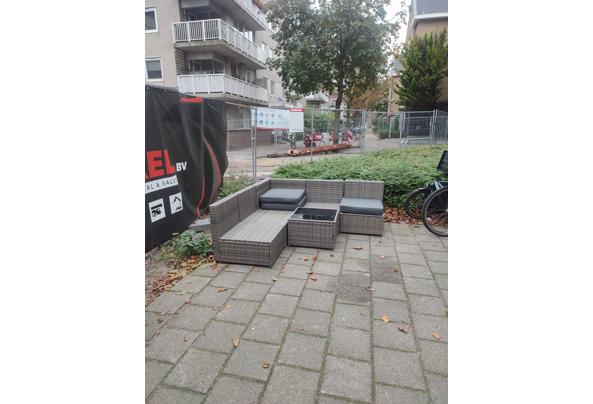 Gratis tuinmeubel  - 17598467213344871582505236253738