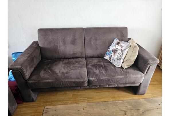 2 x suède bruine bank - 20251113_141055