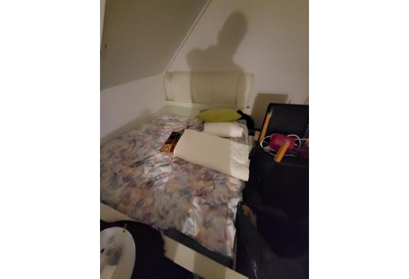 Tweepersoons bed inclusief matrassen. - 20260327_193727