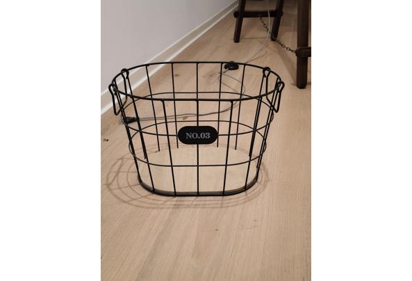 industriéle lamp en leuk mandje - IMG20251125154249_639120310148464516