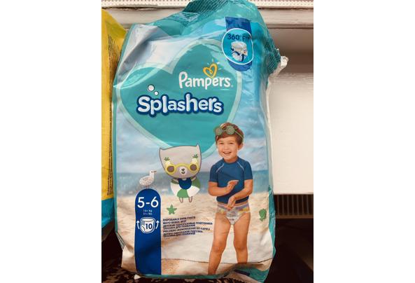 Etos luiers maat 6 en Pampers maat 7 - Pampers_splashers